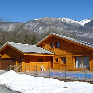 Aux 3 Biches Bed & Breakfast